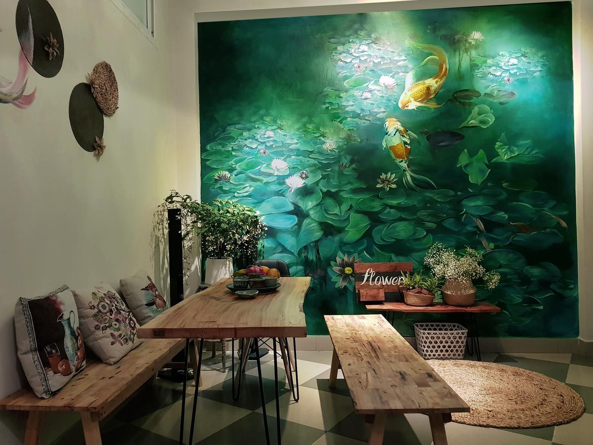 Flower Hostel Hanoi Buitenkant foto