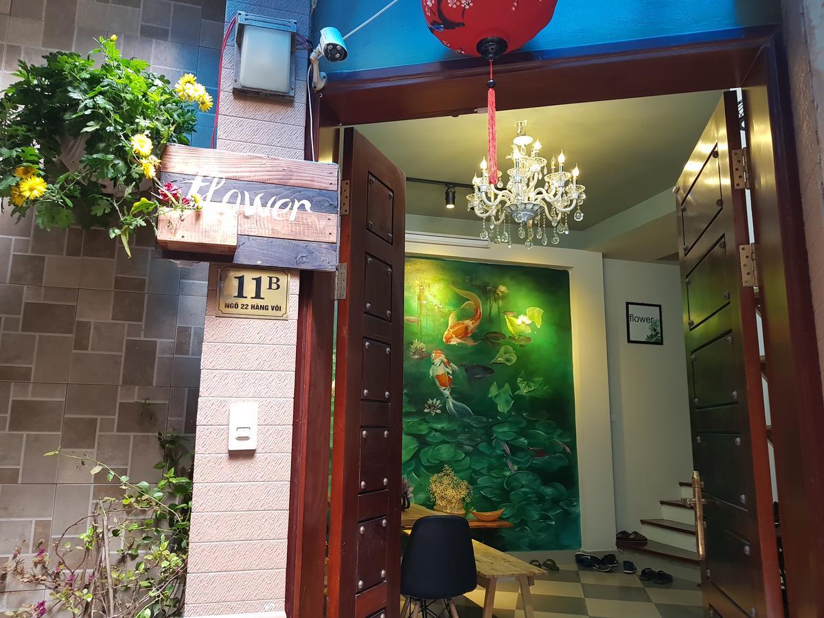 Flower Hostel Hanoi Buitenkant foto