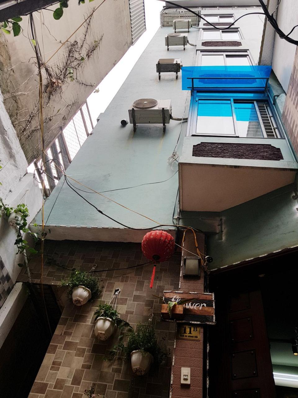 Flower Hostel Hanoi Buitenkant foto
